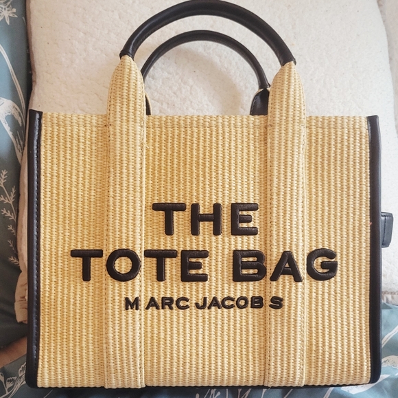 Marc Jacobs Medium Tote Bag - Picture 2 of 8